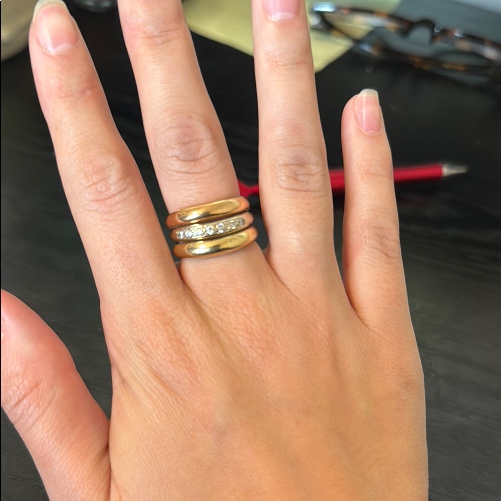 Elegant Gold Stacked Rings